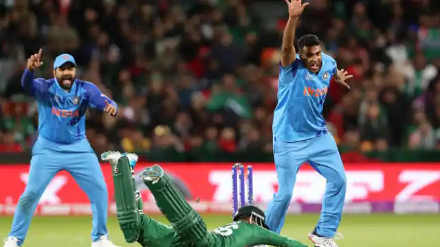 India vs Bangladesh T20 WC Match : बांग्लादेश को हराकर सेमीफाइनल के करीब पहुंची भारतीय टीम, करीबी मैच में 5 रन से हराया