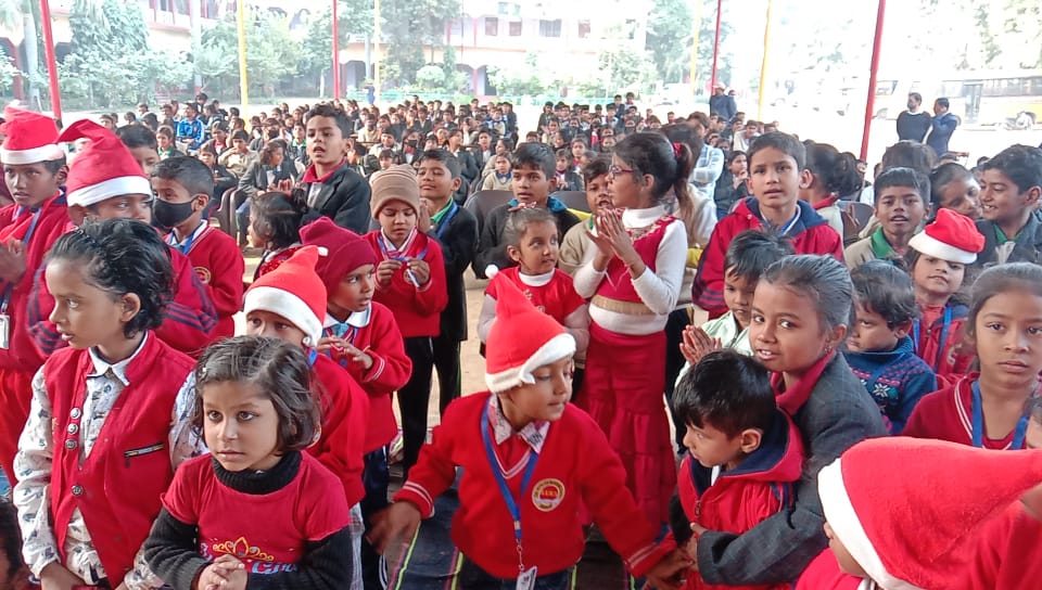 Bal Vidyalaya में बच्चों ने मनाई मालवीय जी और वाजपेई जी की जयंती मनाई