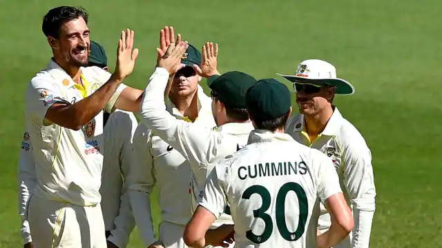 Australia vs South Africa 1st Test : गाबा टेस्ट के पहले दिन गिरे 15 विकेट, ऑस्ट्रेलिया का पहले दिन पलड़ा रहा भारी;
