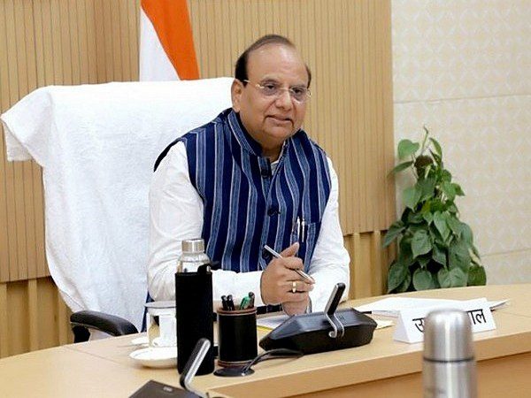 Delhi LG Jail Reforms पर एक्शन मोड में आए, 16 सेंट्रल जेल के कैदियों को गर्म पानी, गद्दा और खाट देने का निर्देश