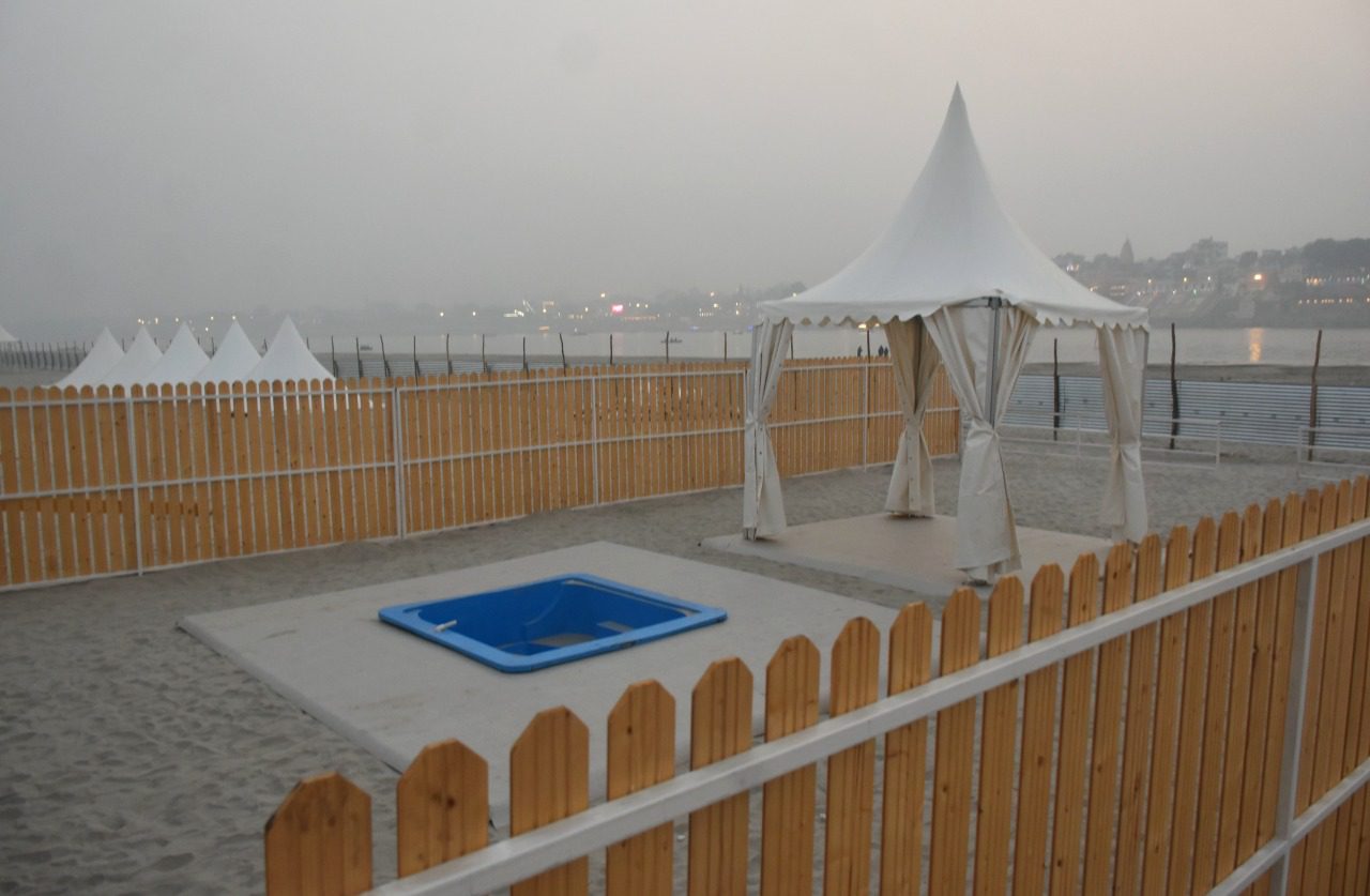 varanasi tent city