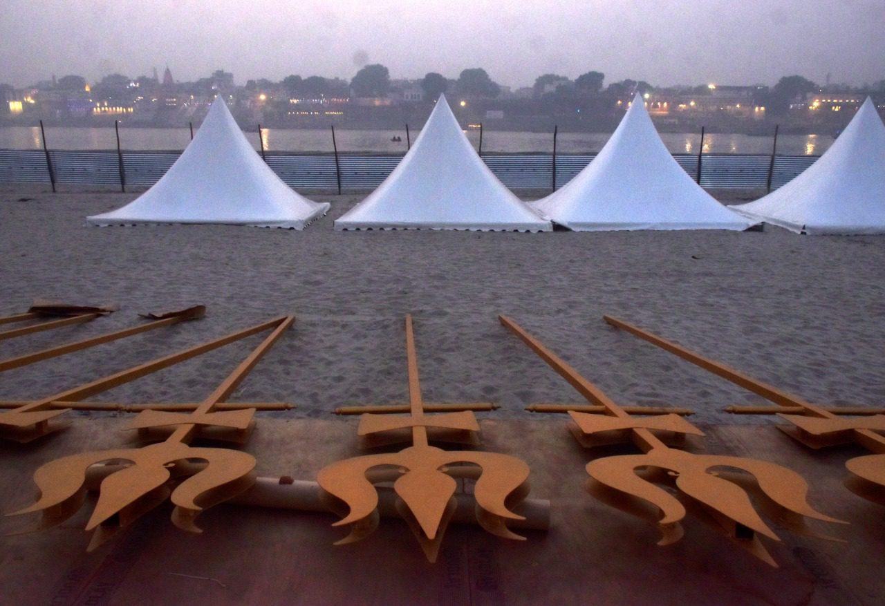 varanasi tent city