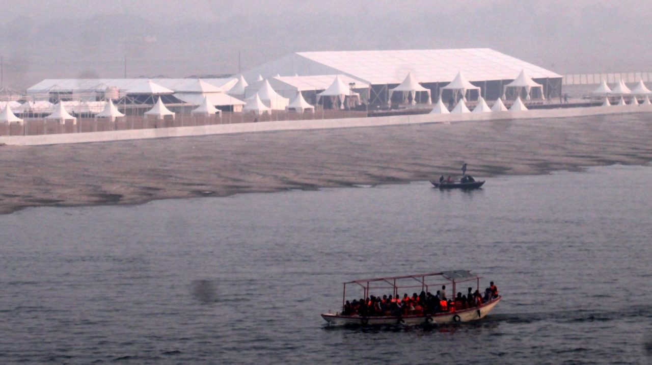 varanasi tent city