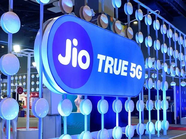 True 5G Experience के लिए JIO ने Motorola के साथ की साझेदारी