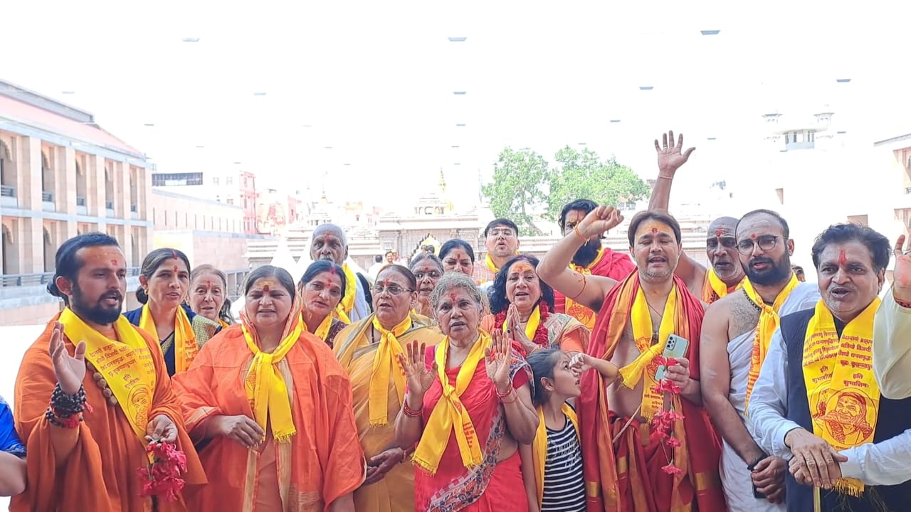 Shringar Gauri, पक्षकार ने भगवती श्रृंगार गौरी के दर्शन और पूजन किए