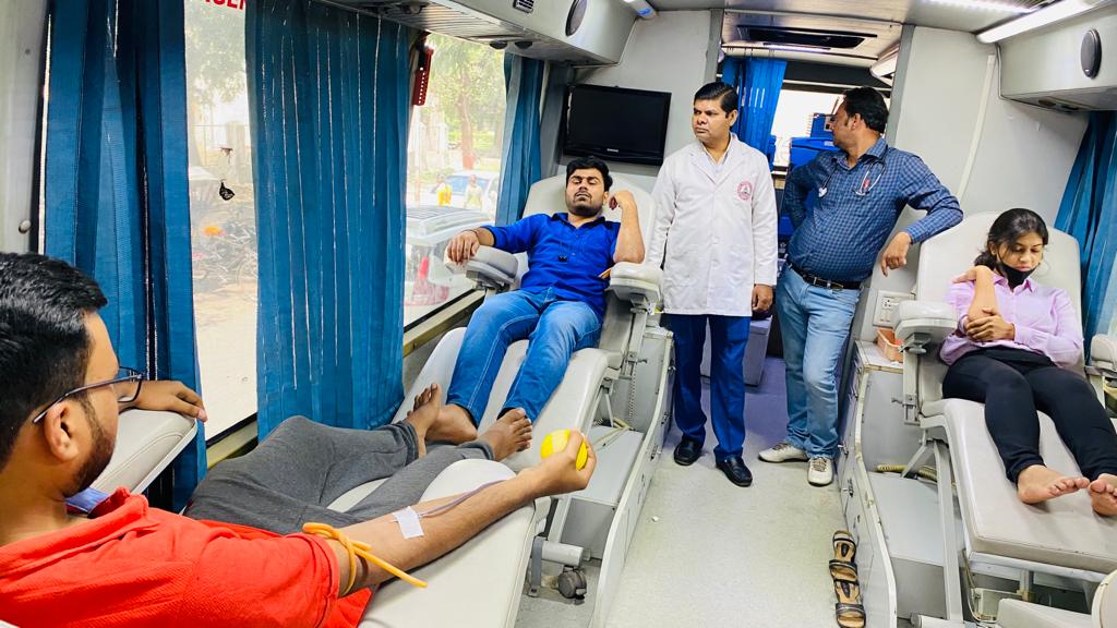 World Health Day, BHU इकाई द्वारा रक्तदान शिविर का आय़ोजन