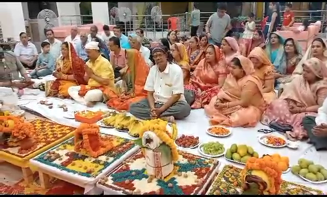 Varanasi : श्री राजराजेश्वर सहस्त्रबाहु की प्रतिमा व मंदिर की प्राण प्रतिष्ठा का कार्यक्रम सम्पन्न