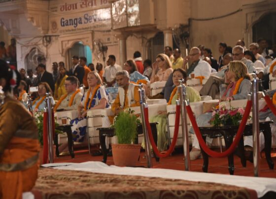 g-20 ganga arti