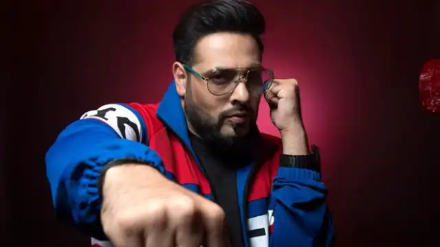 परफॉर्म करते हुए बुरी तरह गिरे बादशाह? वीडियो शेयर कर सिंगर ने बताया अपना हाल