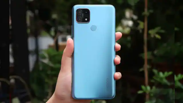 स्मार्टफोन में क्यों होते हैं 2 माइक्रोफोन? सालों से कर रहे हैं फोन का इस्तेमाल, गारंटी से नहीं जानते होंगे आप