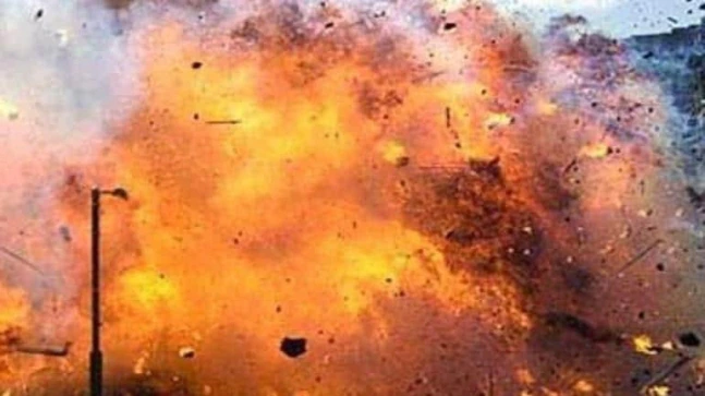 Pakistan Blast: पेशावर में नमाज के बाद मस्जिद में आत्मघाती हमला, 28 की मौत