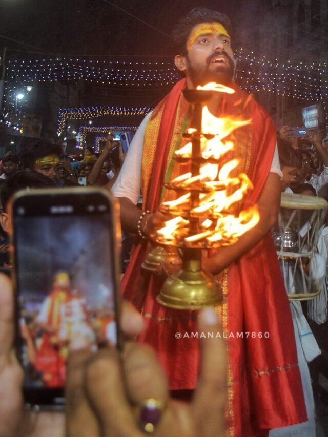 Varanasi Chetganj Nakattiya आकर्षण का केंद्र रही भव्य झांकी
