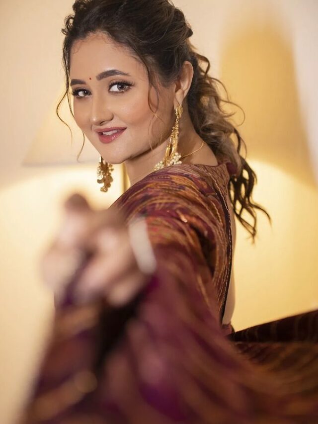 Rashmi Desai In Saree, कातिल अदाएं देख फैंस हुए दिवाने